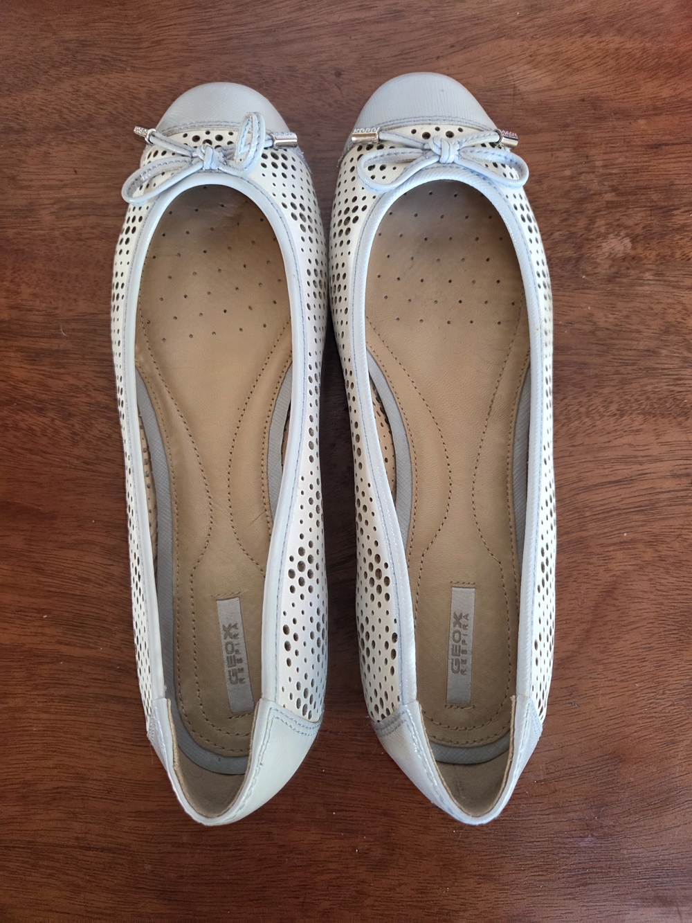 Geox Respira Cream Perforated Leather Ballet Flats with Bow Trim